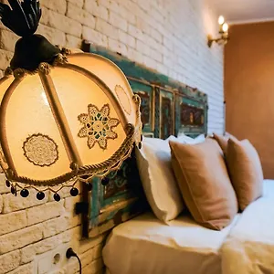 1870's Tas - Sanat Sokagi Otel İzmir